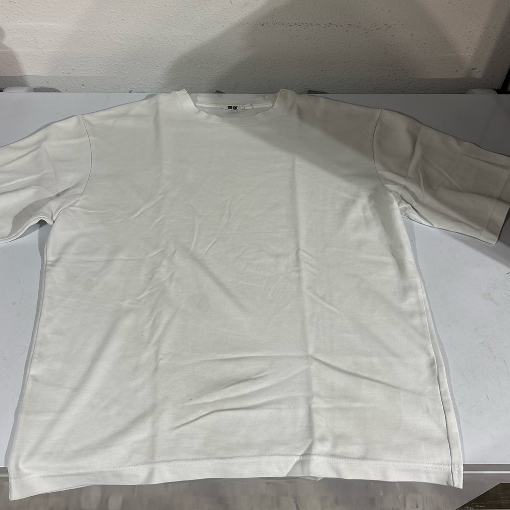 Uniqlo Shirt Size Large